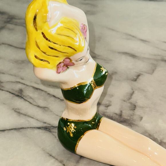 Vintage Handmade Ceramic Sexy Bathing Beauty Girl Wall Hook Art Deco Figurine - Picture 4 of 11